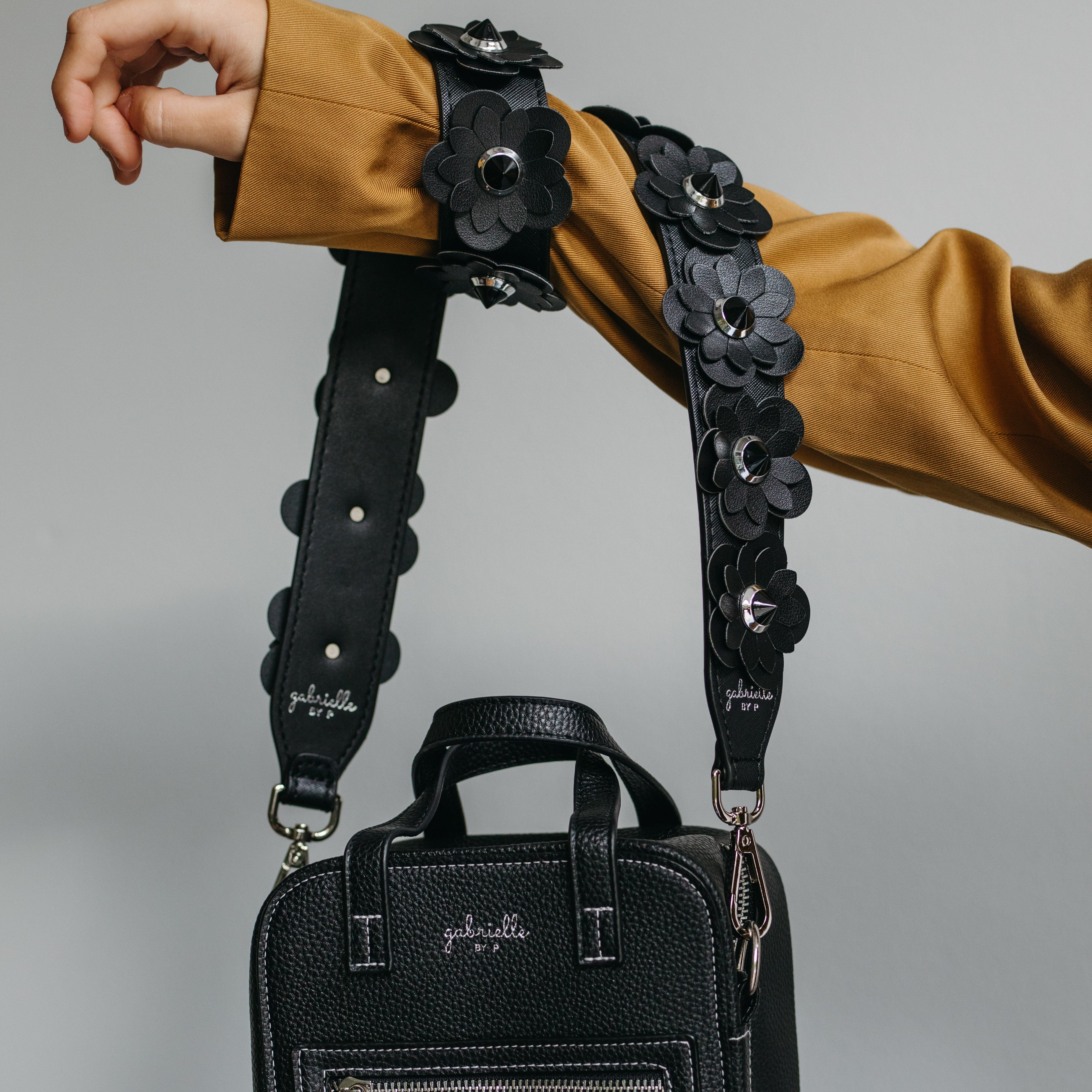 Aurora Bag Black + Blossom Black (Short Length)