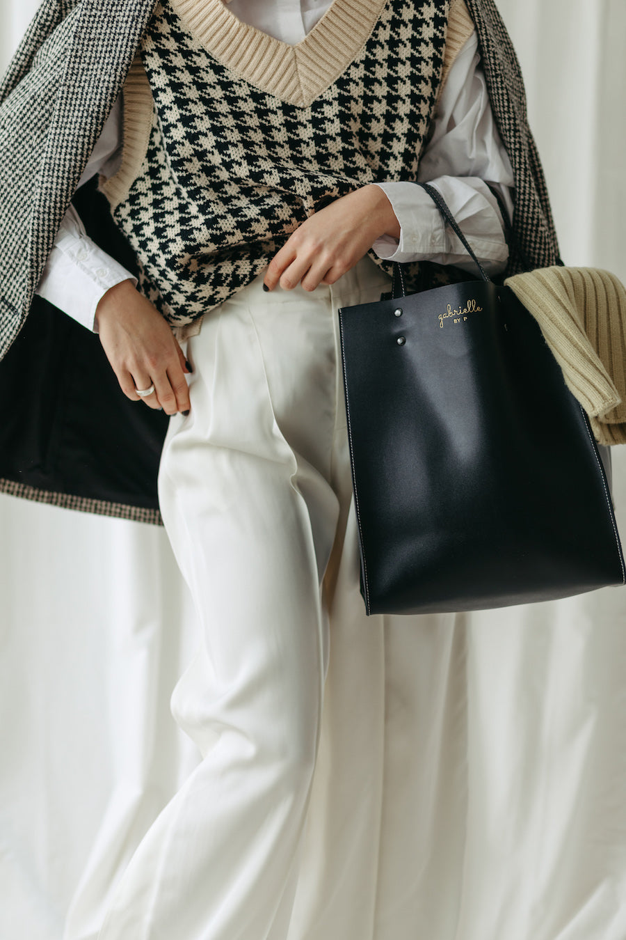 Leoni Tote Large (hög efterfrågan - förbeställ)