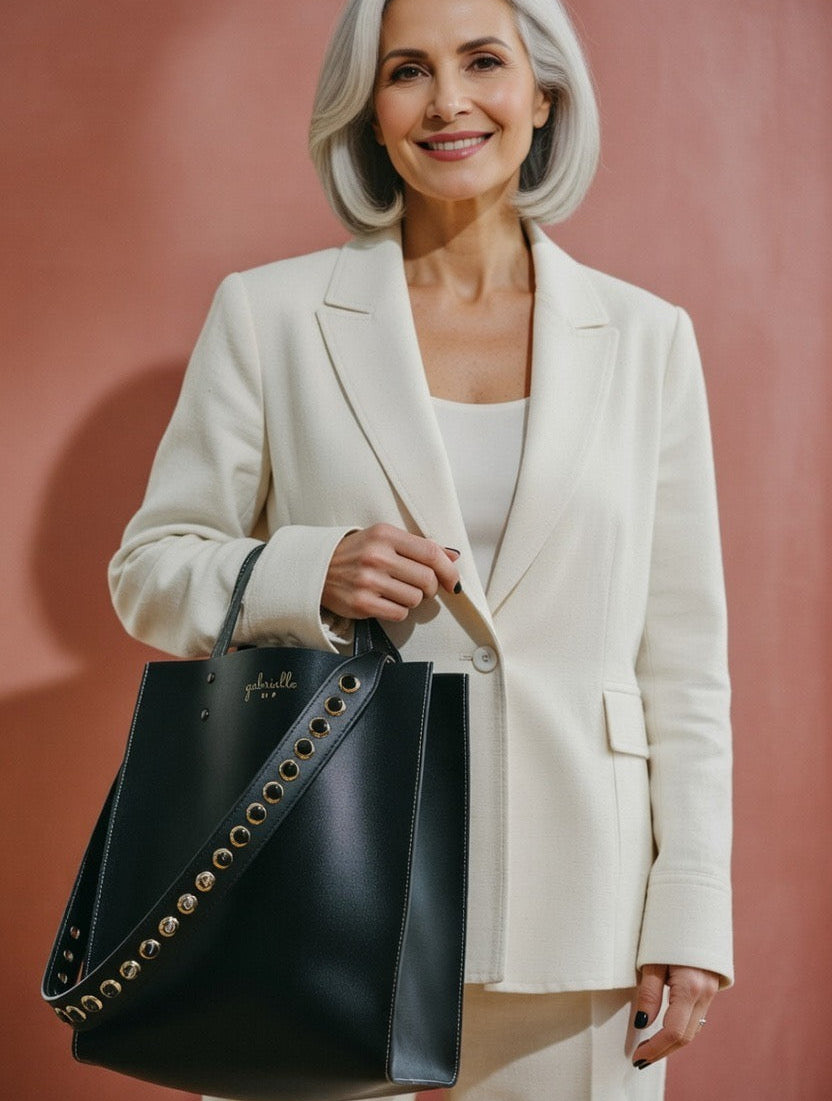 Kit: Leoni Large + Studded Strap Gold