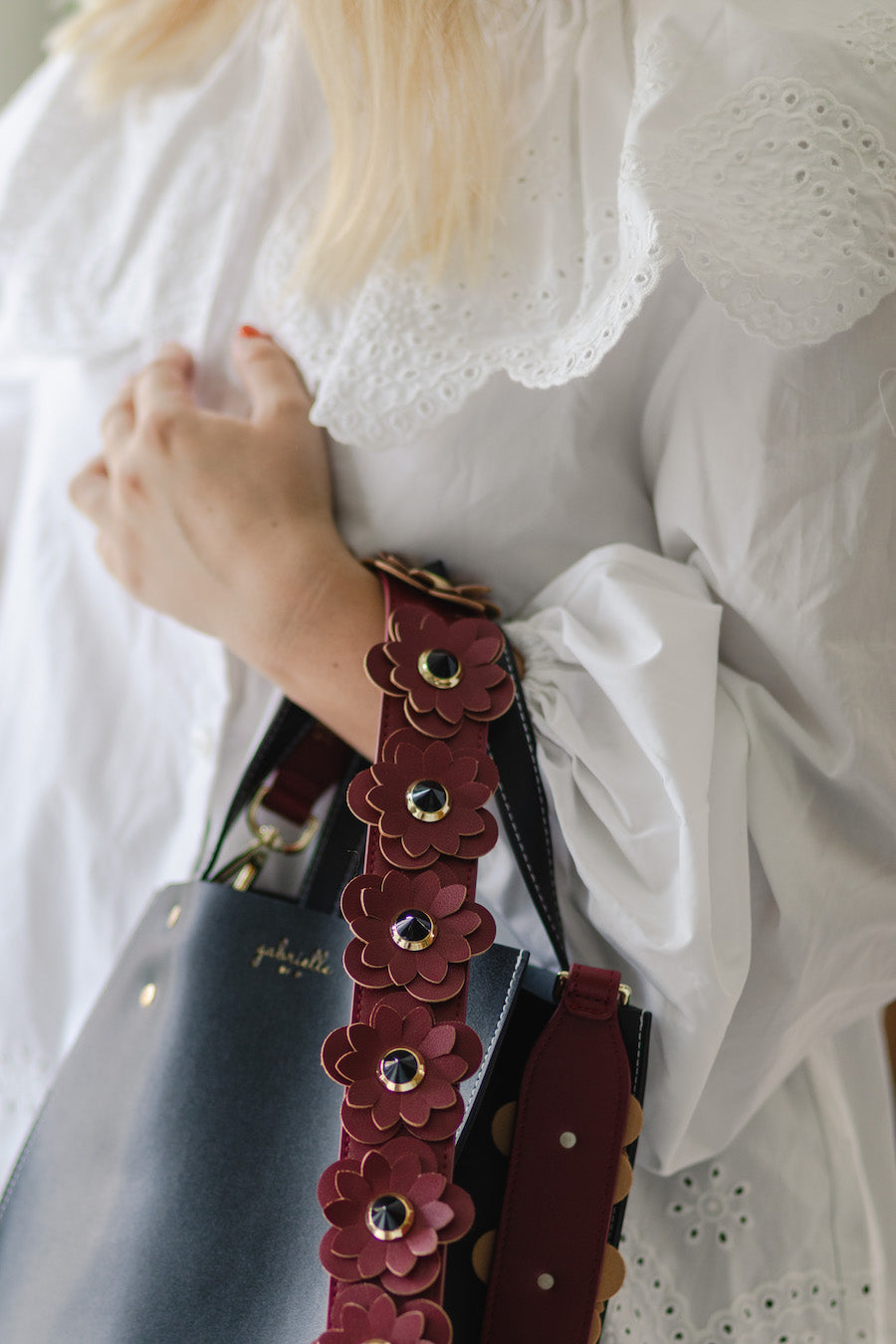 Red Blossom Strap Gold "Regular Length"